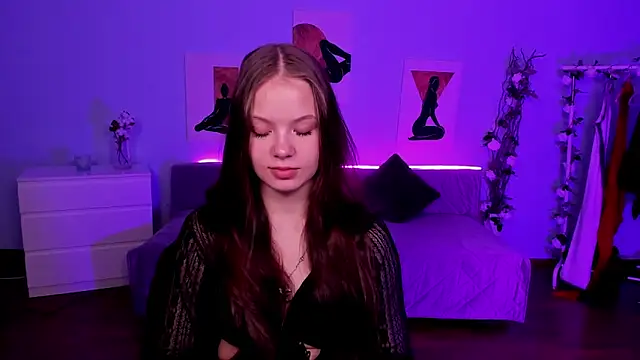 Snapshot of BetsyKiss chatting on 04/24/26, 05:04 BetsyKiss online show from 04/24/26, 05:04
