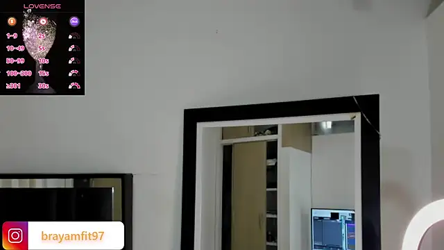 Snapshot of ArexBlakk chatting on 02/25/26, 02:28 ArexBlakk online show from 02/25/26, 02:28