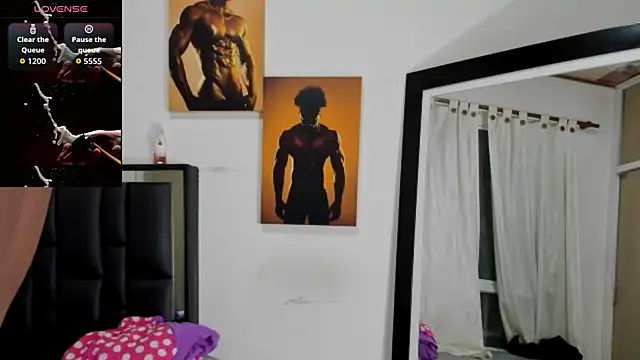 Snapshot of ArexBlakk chatting on 07/14/26, 12:55 ArexBlakk online show from 07/14/26, 12:55