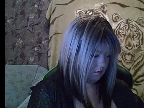 YuliiaSan online show from 11/29/25, 10:54