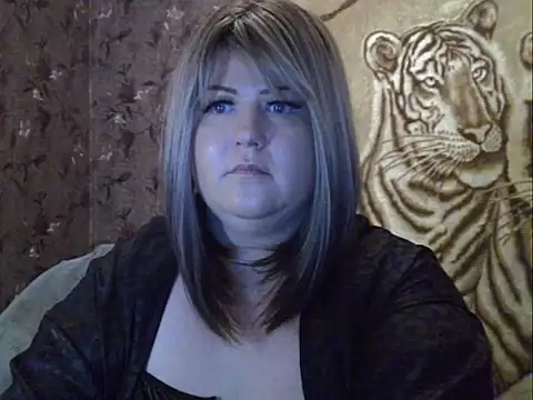 YuliiaSan online show from 12/20/25, 01:41