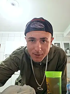 Bottz777 online show from 10/09/25, 04:18