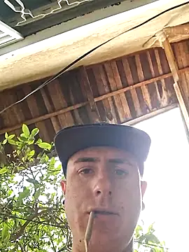 Bottz777 online show from 10/15/25, 04:37