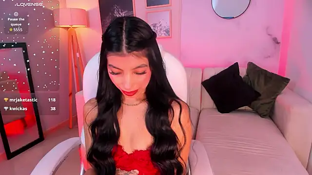 Tiffany Low online show from 02/14/26, 01:33