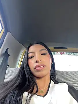Tiffany Low online show from 05/23/26, 12:04