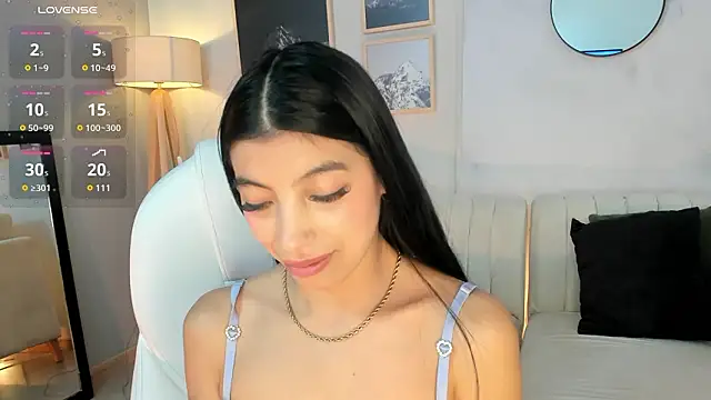 Tiffany Low online show from 02/26/26, 03:56