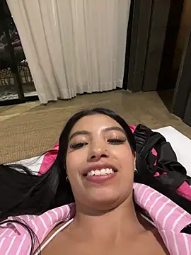 Tiffany Low online show from 05/25/26, 12:43