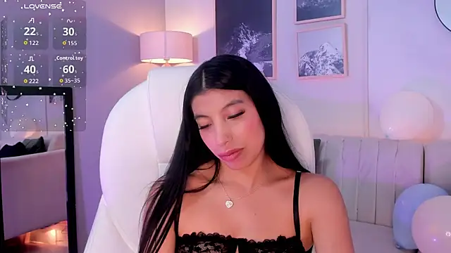 Tiffany Low online show from 11/13/25, 12:53