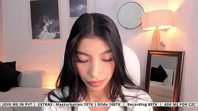 Tiffany Low online show from 05/04/26, 02:20