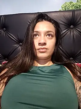 MiQeilaSweet online show from 12/14/25, 10:37