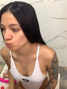 MiQeilaSweet online show from 03/13/26, 04:56