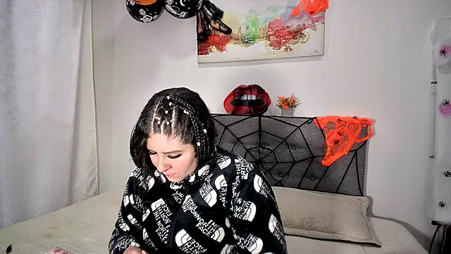 Luna sweet55 online show from 10/17/25, 11:01