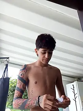 j martony online show from 10/10/25, 04:19