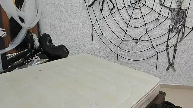 j martony online show from 10/15/25, 11:40