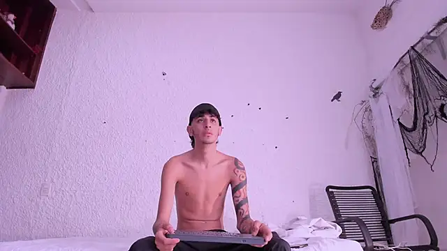 j martony online show from 11/05/25, 01:14