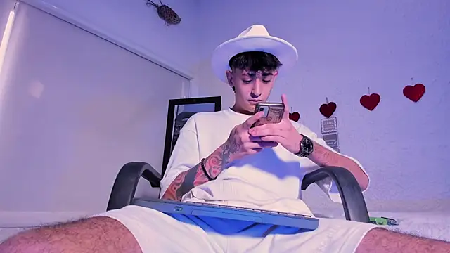 j martony online show from 09/17/25, 12:18