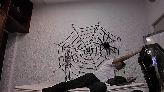 j martony online show from 10/29/25, 03:16