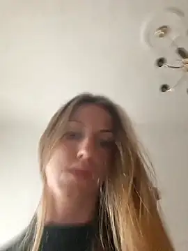 Nhoakila96 online show from 02/06/26, 12:23