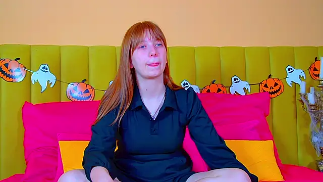 BeatriceBinoche online show from 10/25/25, 06:30