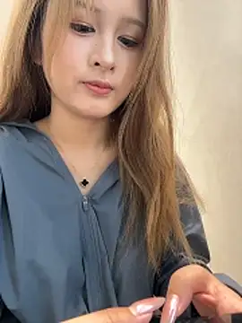 yuki june online show from 04/13/26, 07:34