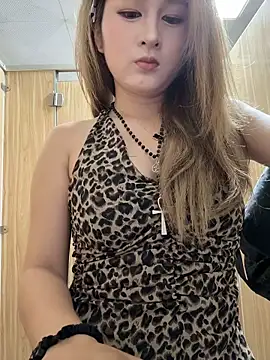 yuki june online show from 03/24/26, 09:42