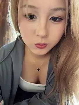 yuki june online show from 04/23/26, 07:59