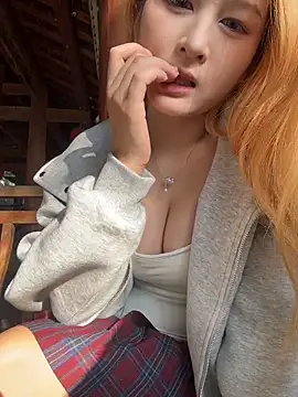 yuki june online show from 12/19/25, 08:06