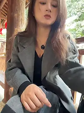 yuki june online show from 01/18/26, 07:56