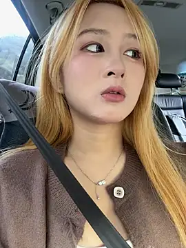 yuki june online show from 10/24/25, 08:24