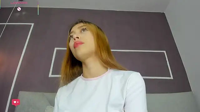 Snapshot of Naomi_Rousse chatting on 07/02/26, 01:28 Naomi Rousse online show from 07/02/26, 01:28