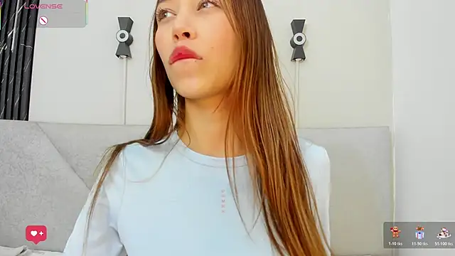 Naomi Rousse online show from 12/03/25, 12:37