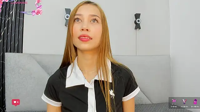 Naomi Rousse online show from 03/03/26, 12:56