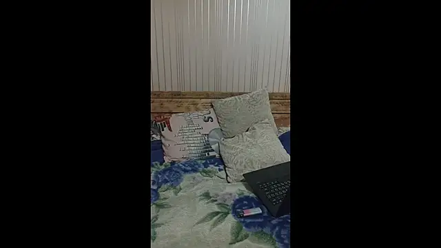 Snapshot of EthelsLover chatting on 10/03/25, 10:00 EthelsLover online show from 10/03/25, 10:00