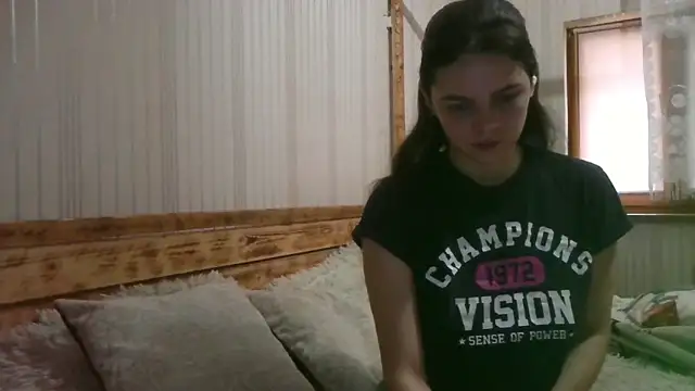 Snapshot of EthelsLover chatting on 11/17/25, 10:08 EthelsLover online show from 11/17/25, 10:08