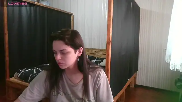 Snapshot of EthelsLover chatting on 01/12/26, 10:00 EthelsLover online show from 01/12/26, 10:00