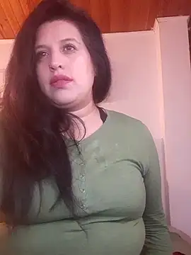 Snapshot of Andrea_secret_ chatting on 03/17/26, 01:47 Andrea secret online show from 03/17/26, 01:47