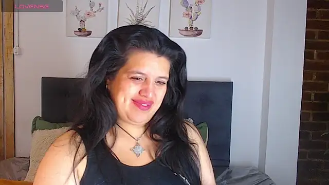 Andrea secret  online show from 11/05/25, 02:31