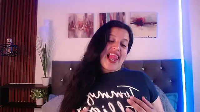 Andrea secret  online show from 11/12/25, 02:43