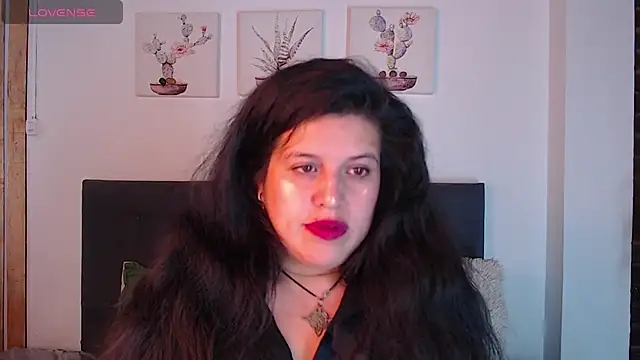 Andrea secret  online show from 11/24/25, 02:39