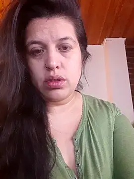 Snapshot of Andrea_secret_ chatting on 03/28/26, 01:45 Andrea secret online show from 03/28/26, 01:45