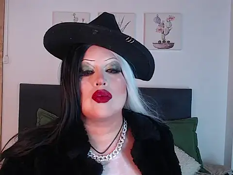 Andrea secret  online show from 10/08/25, 03:13