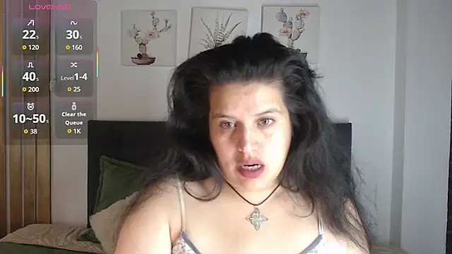 Andrea secret  online show from 11/14/25, 01:04