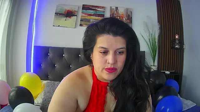 Snapshot of Andrea_secret_ chatting on 04/11/26, 02:54 Andrea secret online show from 04/11/26, 02:54