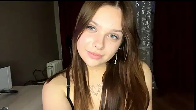 Snapshot of Vickypiki chatting on 10/12/25, 03:13 Vickypiki online show from 10/12/25, 03:13