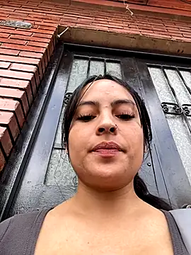 Snapshot of Karla_1-2 chatting on 09/30/25, 06:36 Karla 1-2 online show from 09/30/25, 06:36