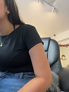 EMILIIA RICHTER   online show from 04/09/26, 08:04