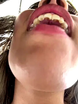 EMILIIA RICHTER   online show from 10/21/25, 07:13