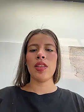 EMILIIA RICHTER   online show from 10/25/25, 07:03