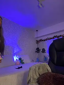 EMILIIA RICHTER   online show from 03/20/26, 07:37