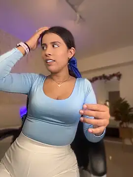 EMILIIA RICHTER   online show from 04/07/26, 07:48